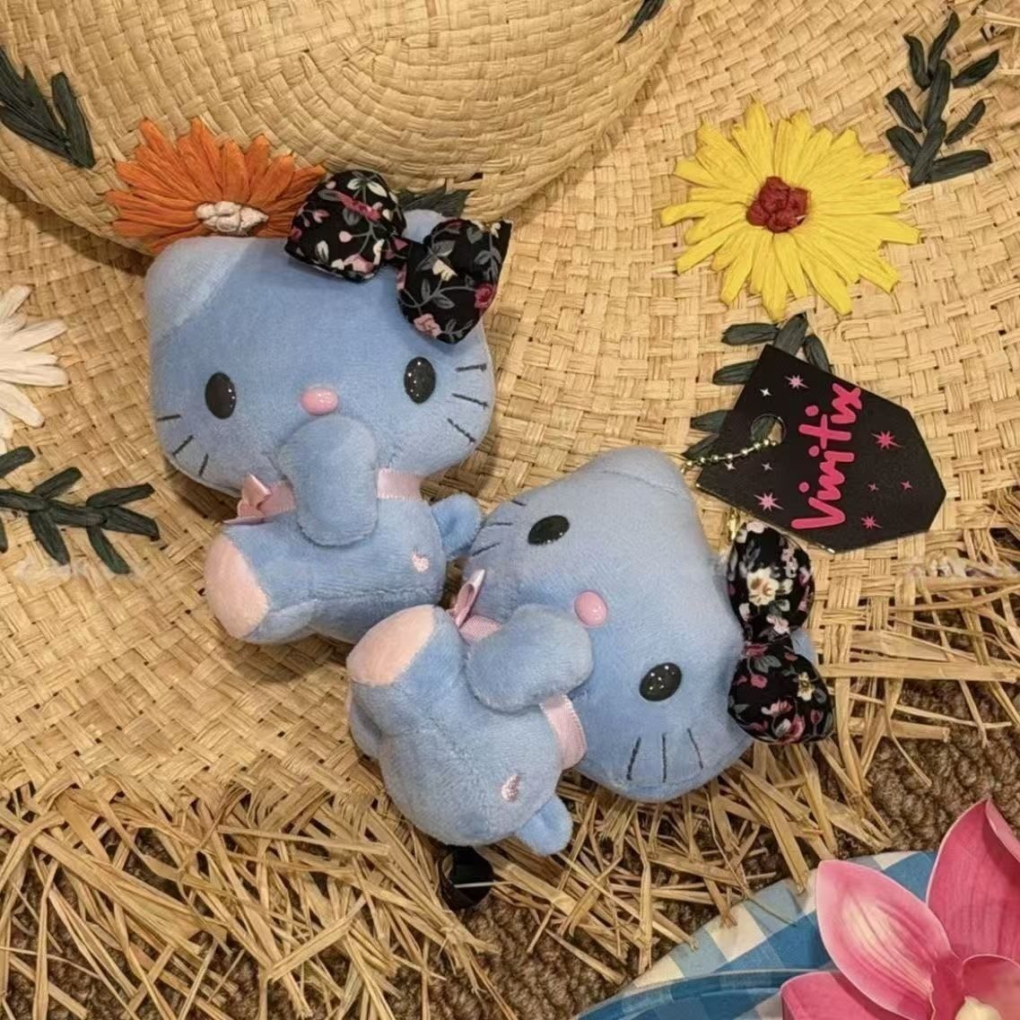 Good Floral & Wedding Decor Supply Photos - Porte-clés en peluche Hello Kitty bleu